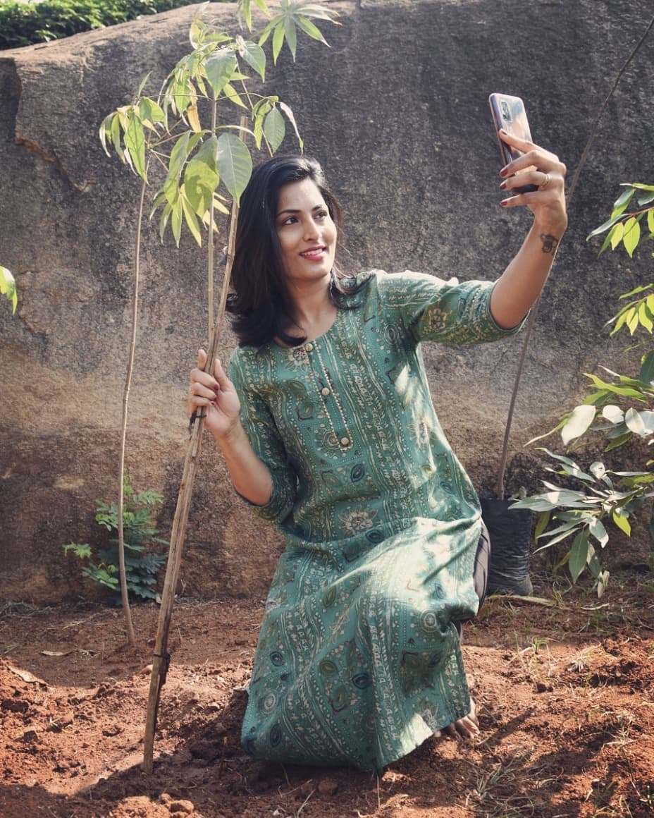Bigg Boss Telugu Pratyusha Images