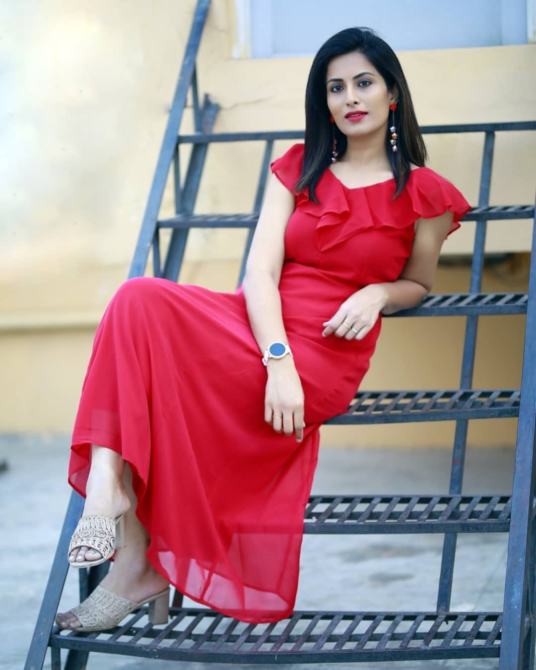 Bigg Boss Telugu Pratyusha Images
