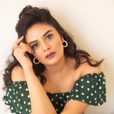 sreemukhi 3