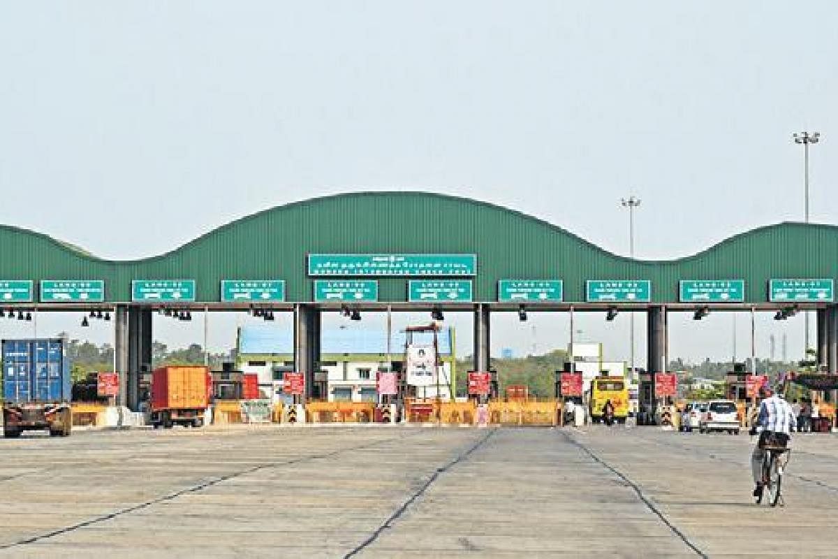 toll fee 3