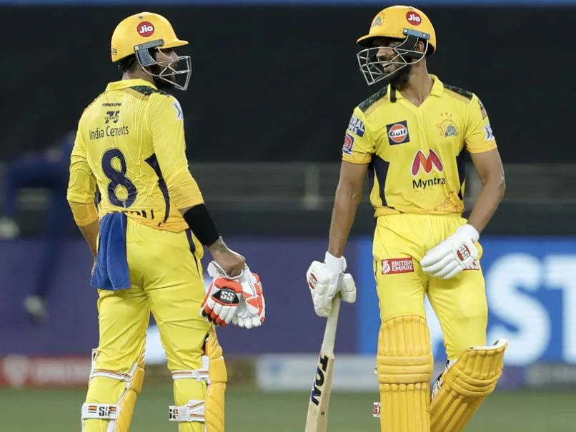 decisions took by dhoni in csk vs mi ipl 2021