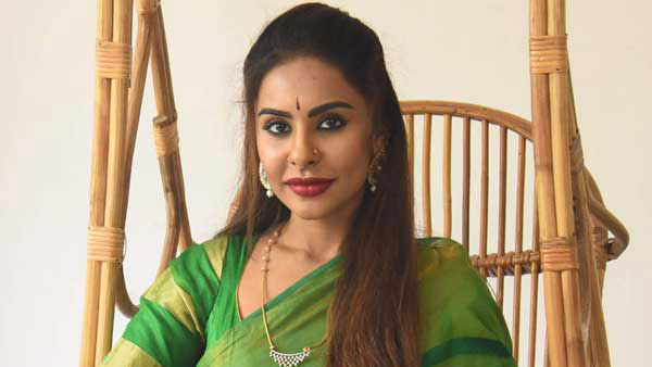 sri reddy video about samantha dressing sense