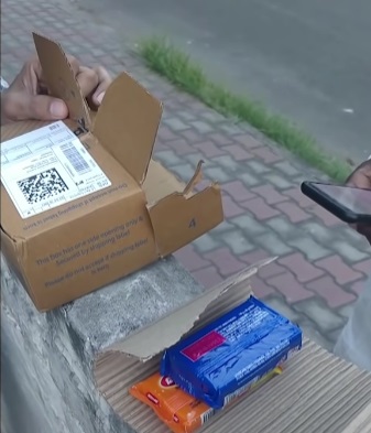 Customer recieved soap instead of iPhone on Flipkart