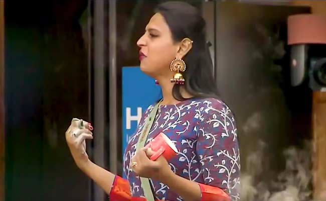 bigg boss namitha marimuthu life story