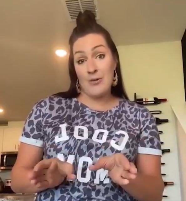 mom charges 7 yrs old kid 3
