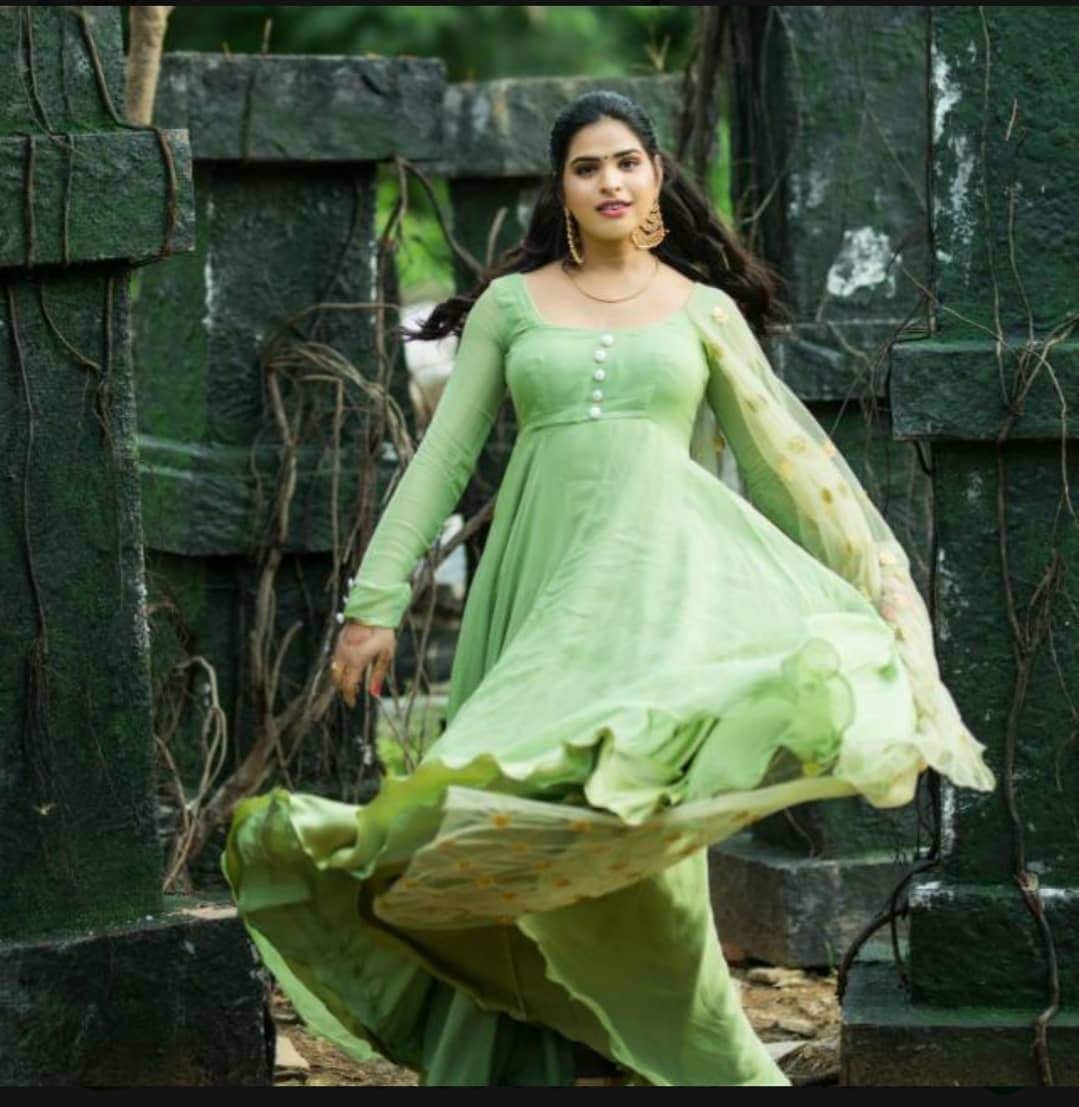 Bigg Boss Telugu 5 contestant priyanka singh unseen photos