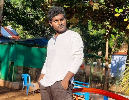 actor who acted as allu arjun friend in pushpa