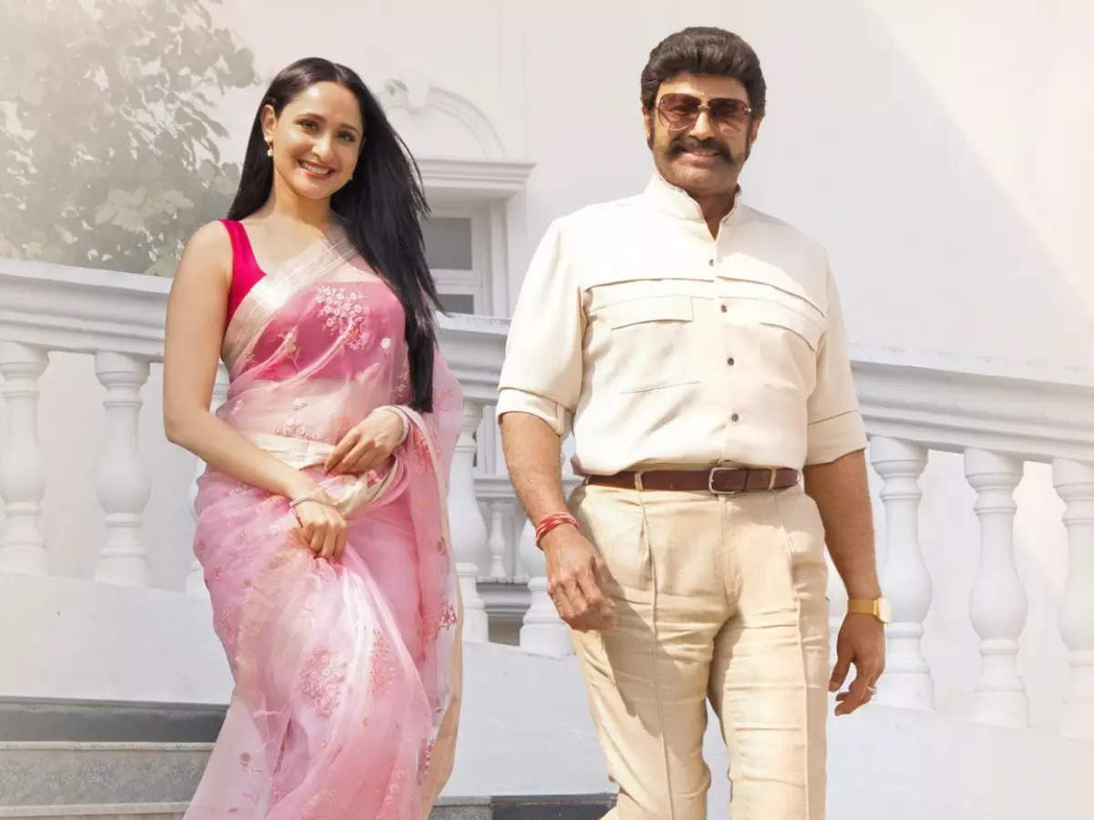 akhanda movie review
