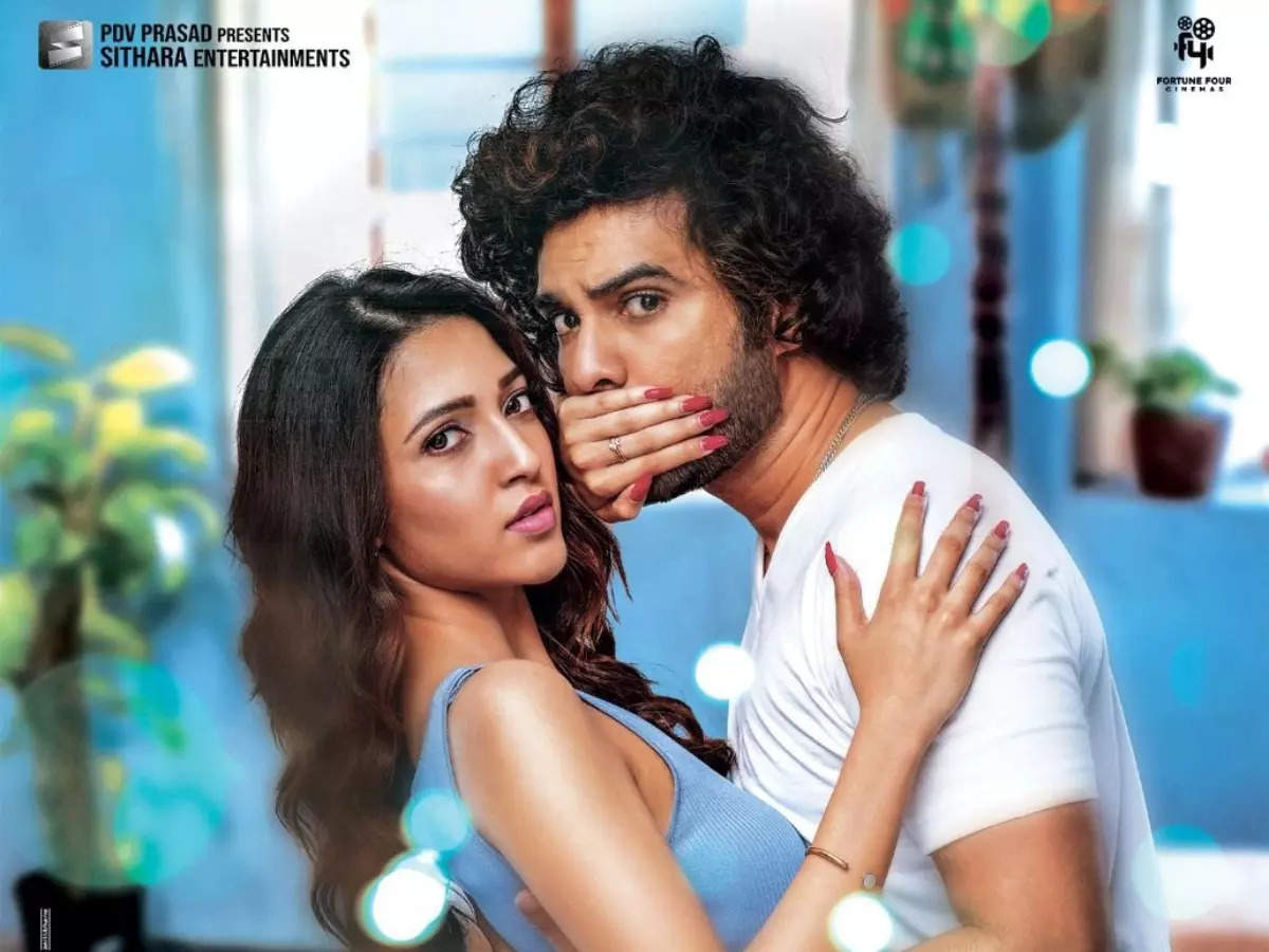 Dj tillu movie review