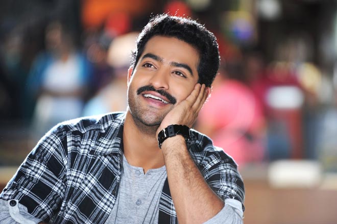 akhanda jai balayya hook step copied from a jr ntr song