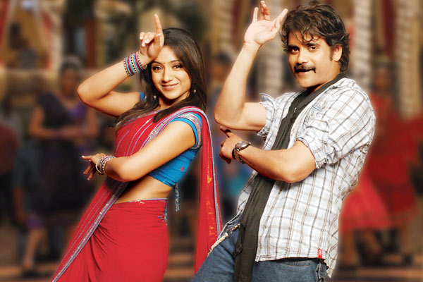 brahmanandam recreates king scene in paaduta teeyaga