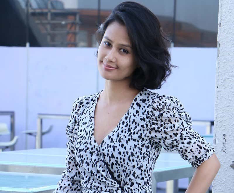 girl in radhe shyam valentine glimpse video
