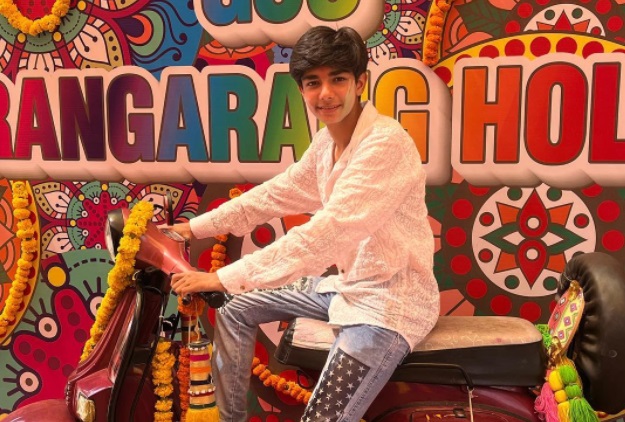 actor who played the role of childhood ram charan in rrr 