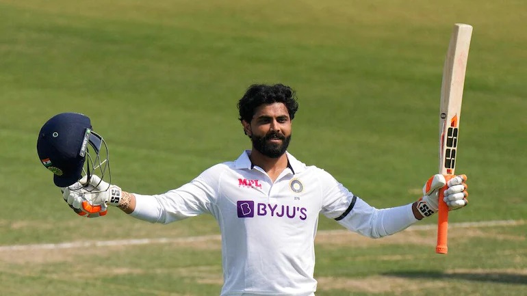 netizens recall dravid after rohit sharma declares innings with jadeja