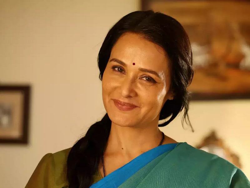 yesteryear heroines who are making comeback into movies