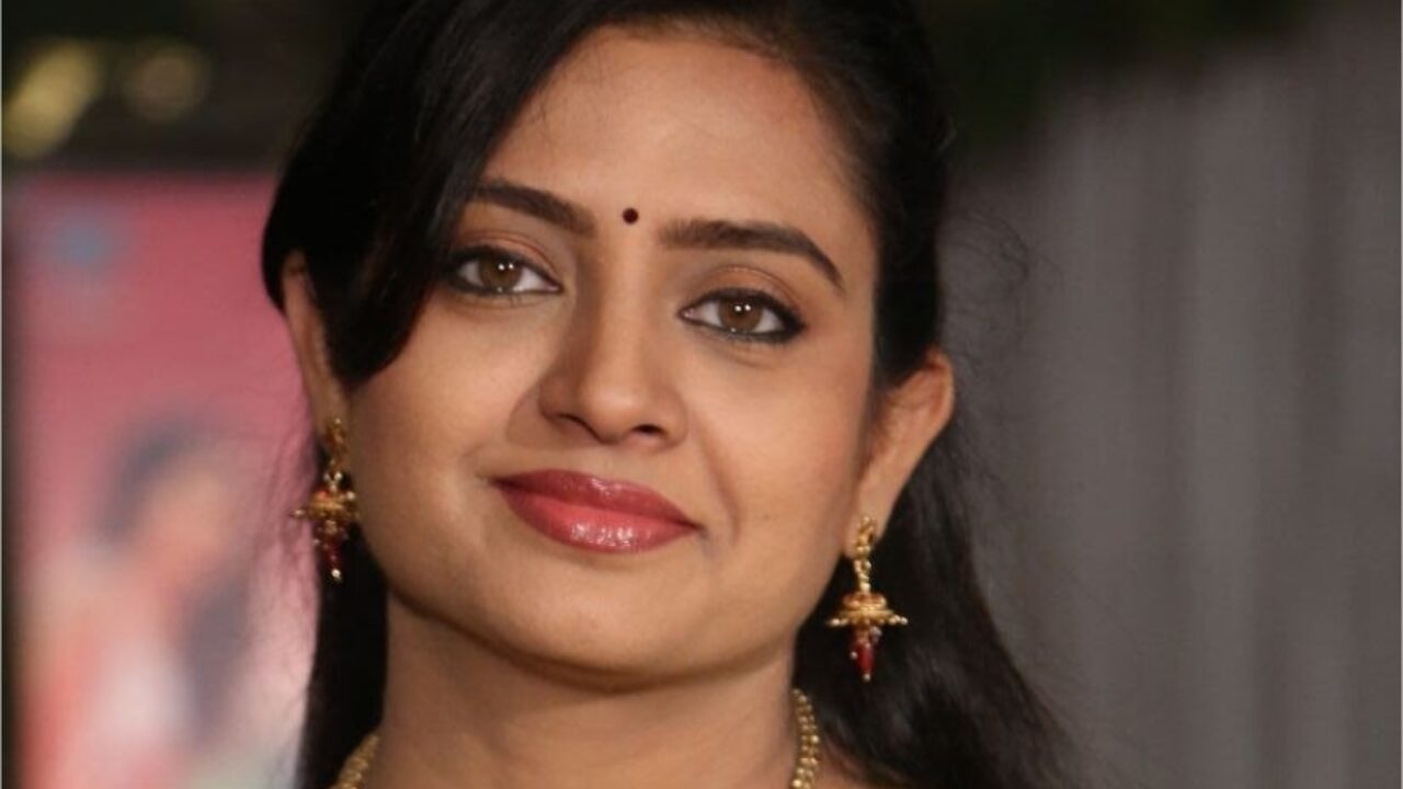 yesteryear heroines who are making comeback into movies