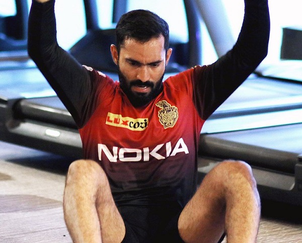 inspiring story of dinesh karthik