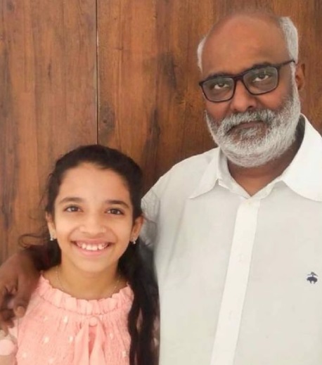 komma uyyala singer prakruthi reddy