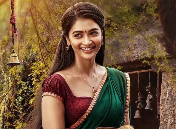 pooja hegde fans worries about her upcoming films