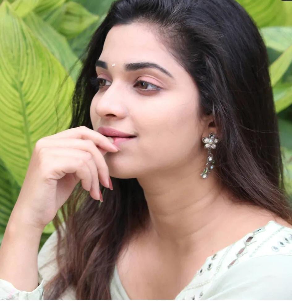 Gemini TV Serial Uppena Heroine Sonia Suresh height age dob
