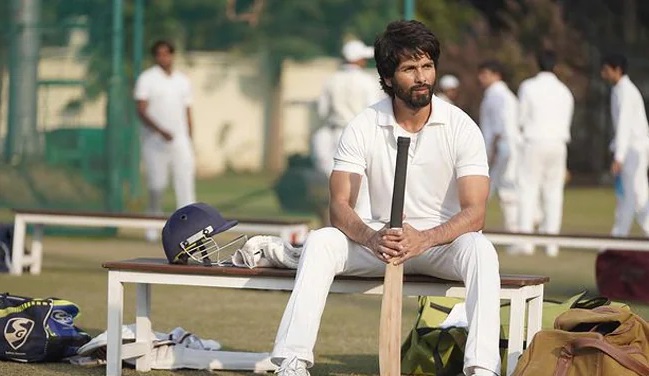 taran adarsh review on hindi jersey goes viral