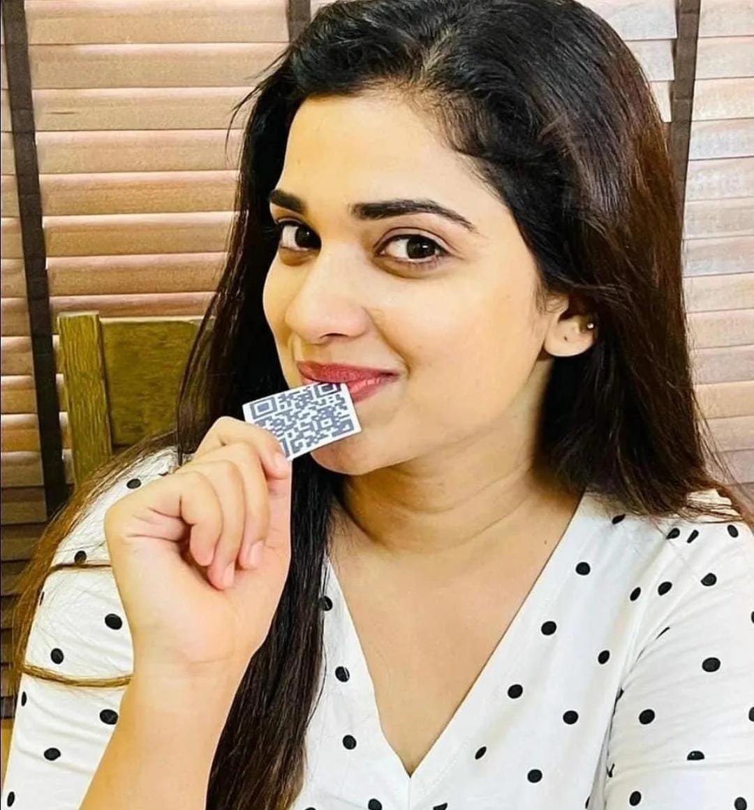 uppena serial heroine soniya suresh instagram images 