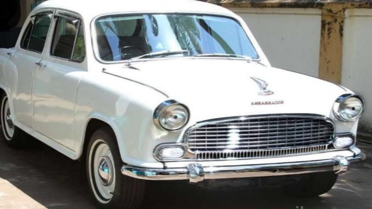 Old model Ambassador car