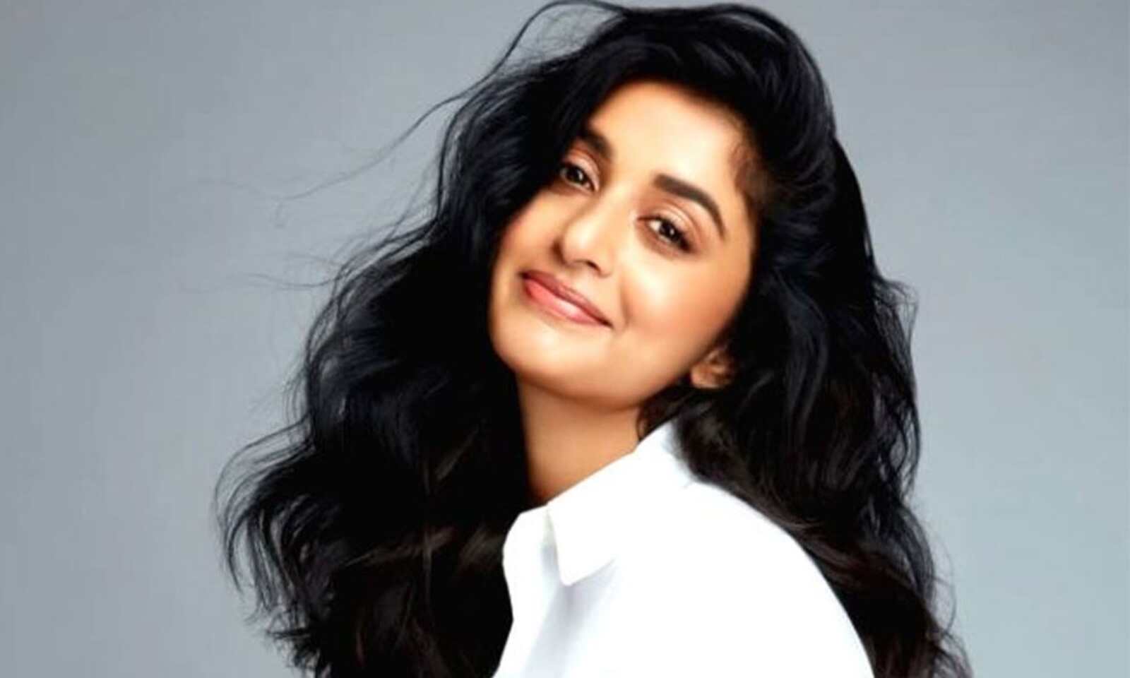 yesteryear heroines who are making comeback into movies