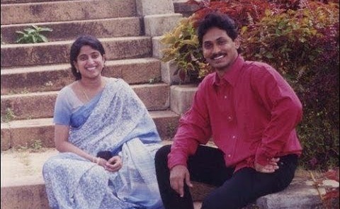 ys jagan mohan reddy wedding card going viral