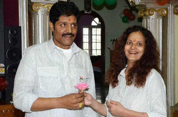 disco shanthi tells the situation after srihari death..