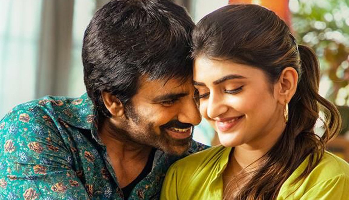 hyper aadi writing skits for rai teja next movie