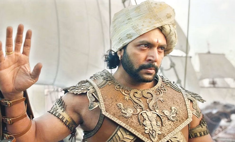 story of king ponniyin selvan