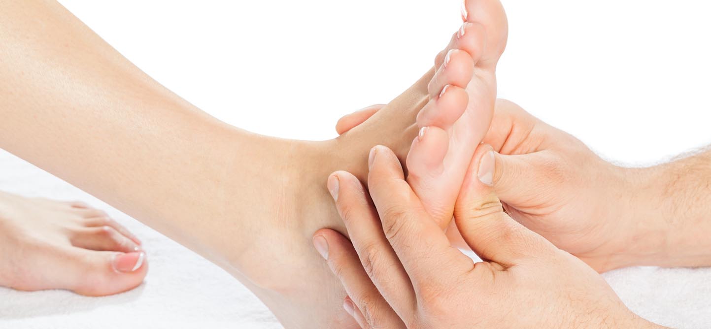 benefits of walking on barefoot..