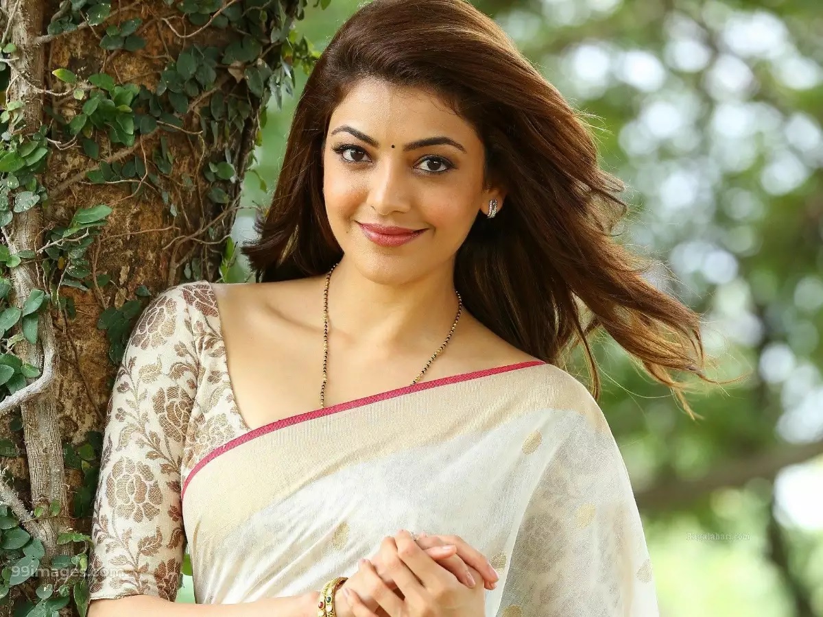 kajal agarwal as mahesh sister in trivikram movie..!!