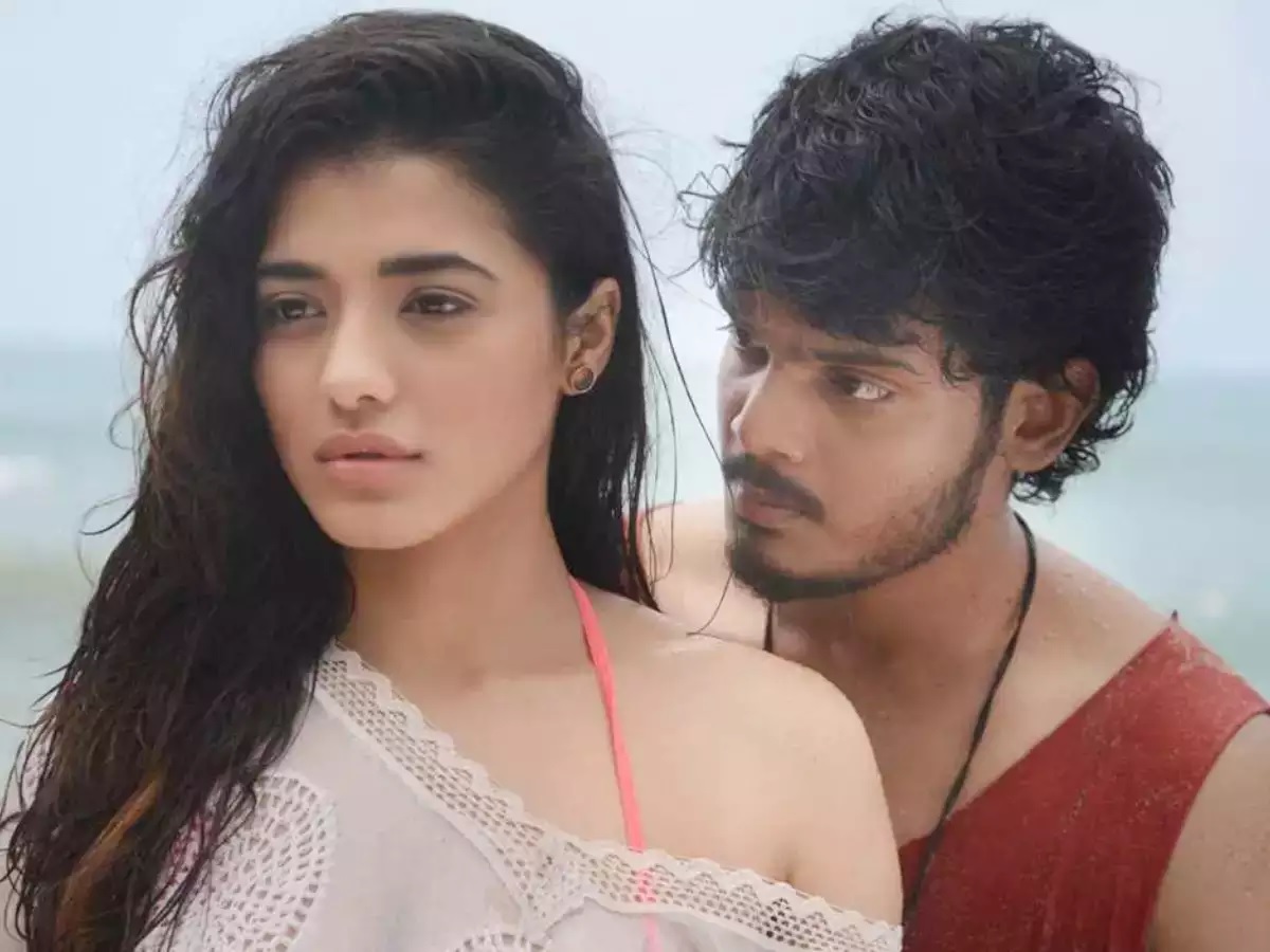 list of movies where heroine charecters tested our patience..!!