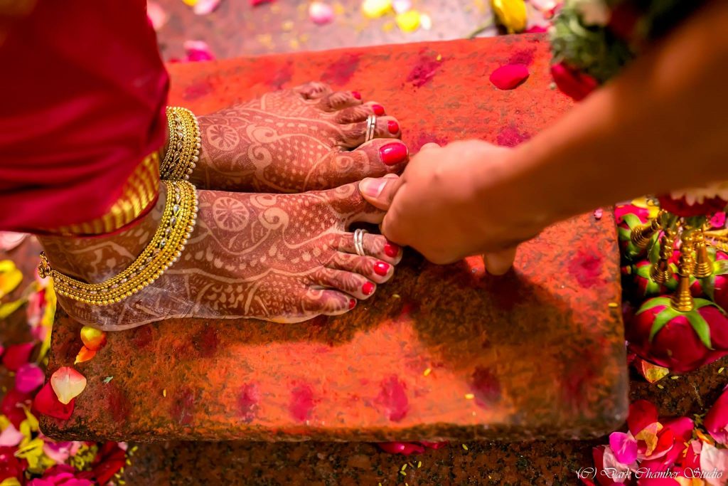 reasons behind wering toe rings..