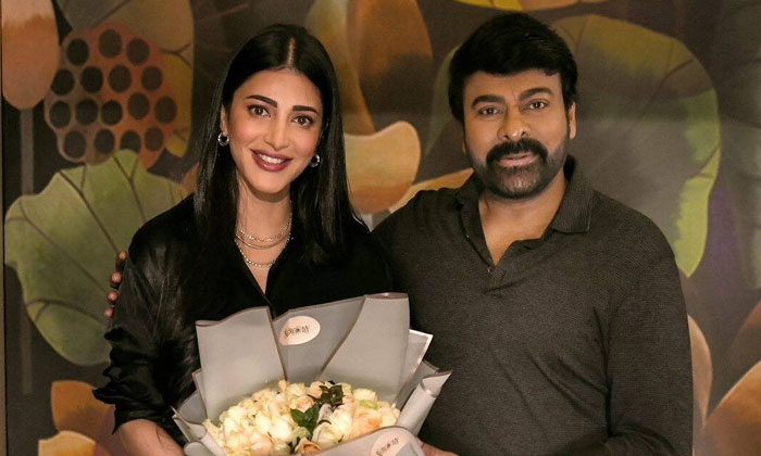 sruthi hasan fans fire on her new movie makers..