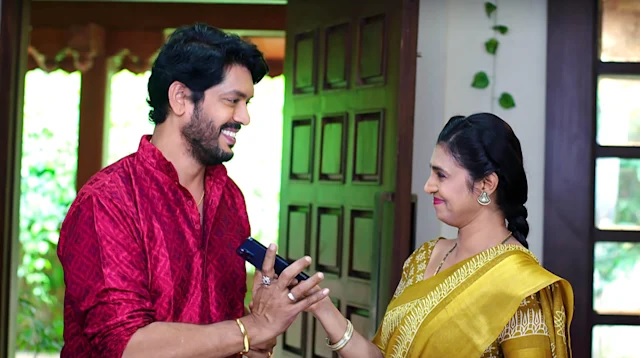 trolls on intinti gruhalakshmi serial..
