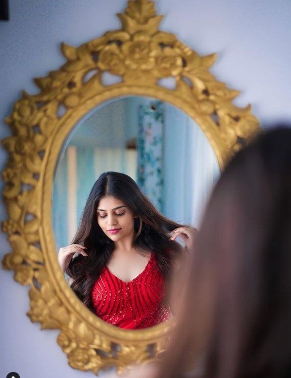 Masooda Movie Heroine Bandhavi Sridhar Images