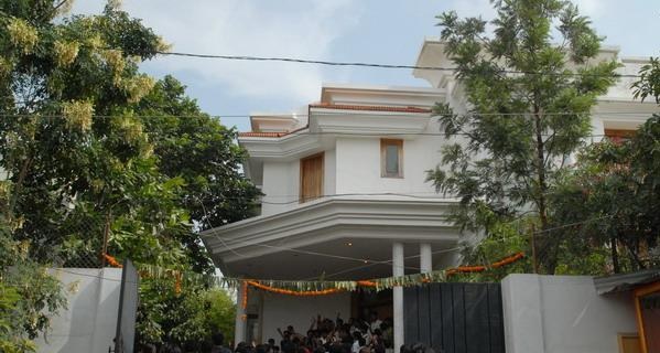 expensivie things owned by power star pavan kalyan..