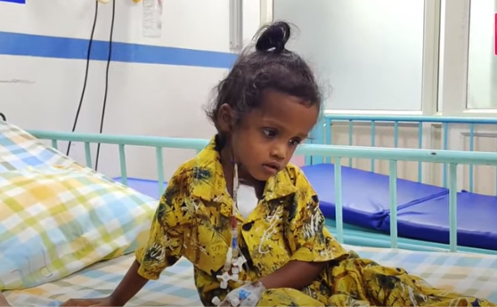 mahesh helps one child for heart operation despite of his fathers illness