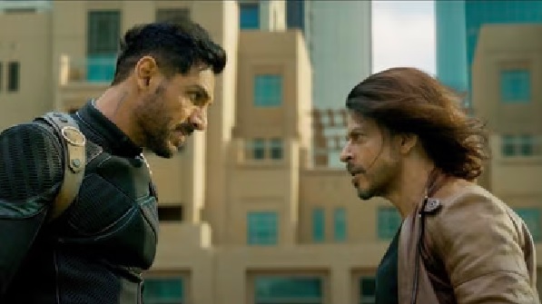 netizens comments on poor VFX of pathaan teaser..