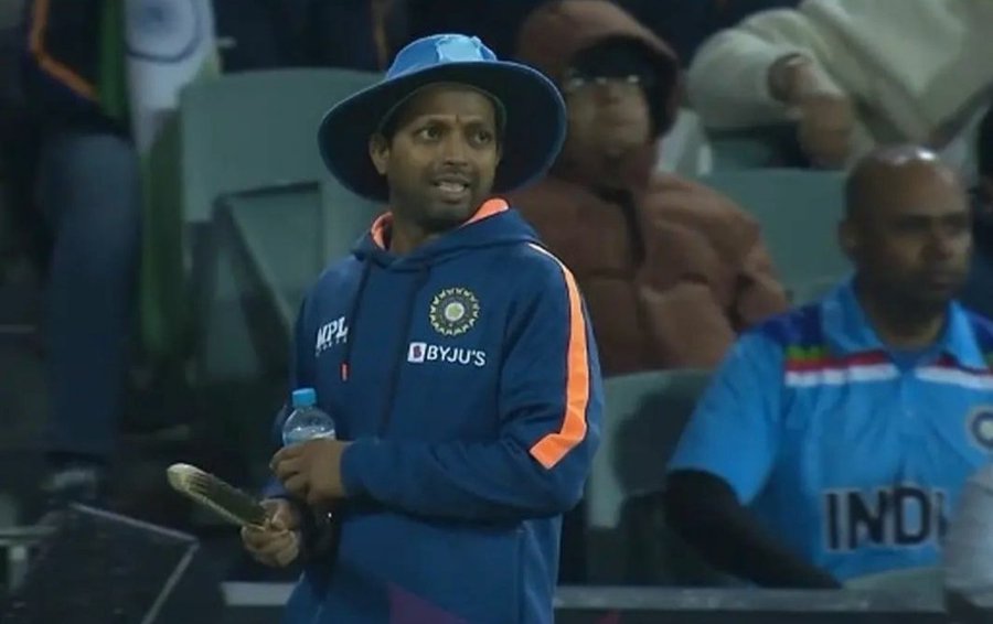 raghu sidearm thrower in ind vs ban t20 world cup 2022