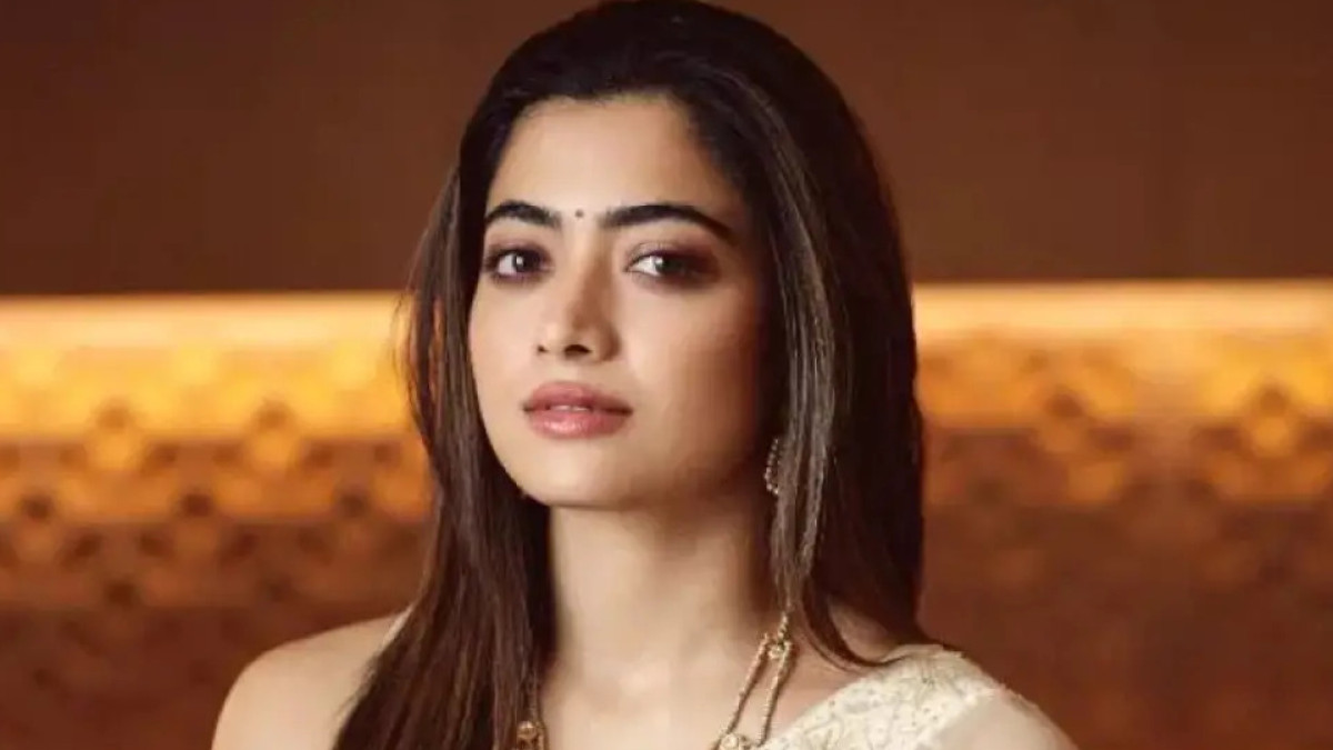 rashmika mandanna gets strong reaction from rishab shetty..