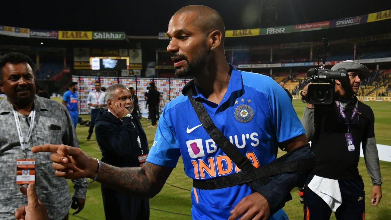 cricketers who played with injuries..