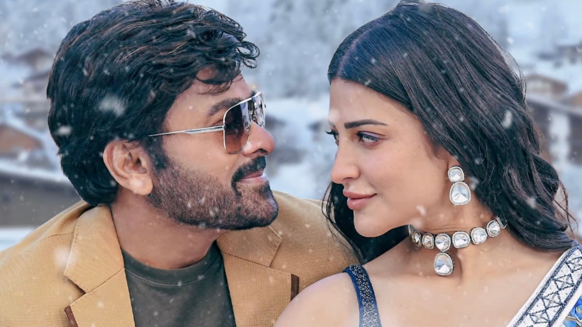 did you notice this in sri devi chiranjeevi song..??