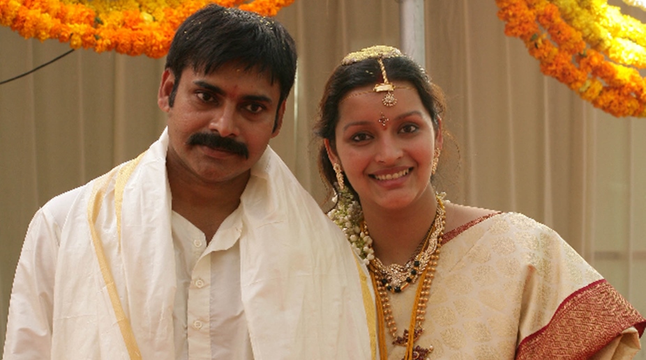 heroines who married to devorced men..!!