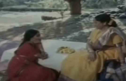 senior actor jhansi is having problems..