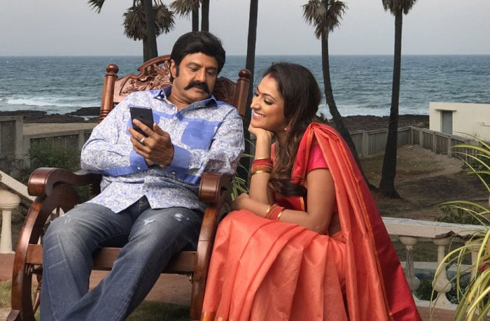 the age gap between these heroines and bala krishna