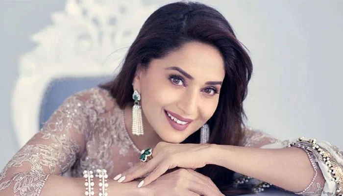 the best famale dancers in indian cinema..